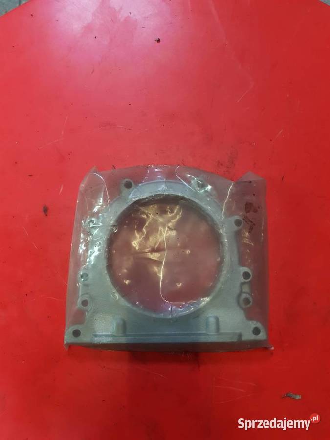 89002023 Pokrywa tylna silnika URSUS C385 Sulechów sprzedam