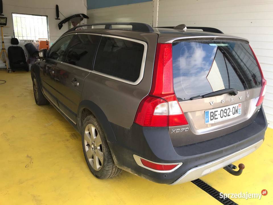 Volvo XC70 24 185 Skalmierzyce