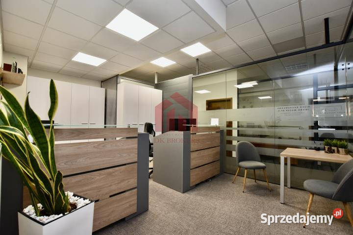 sprzedaży lokalu Dębica Wielopolska 1305m2 parking