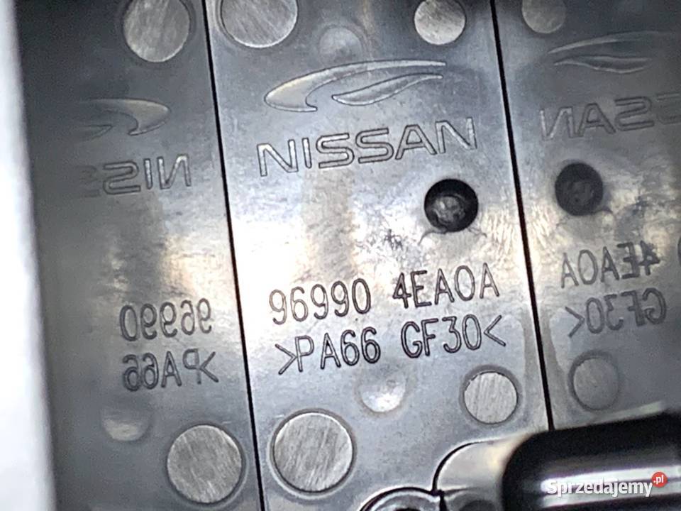 PODŁOKIETNIK NISSAN QASHQAI J11 Crossover osobowe