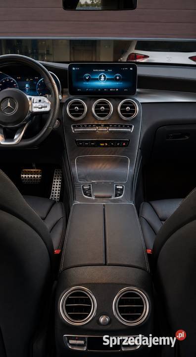MercedesBenz GLC 400d Coup 4MATIC 330 AIRMATIC nieuszkodzony GLC Jaworze sprzedam