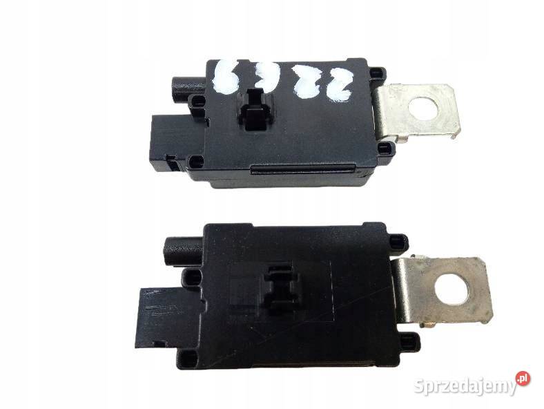 WZMACNIACZ ANTENY KOMPLET 9659840680 9662924880