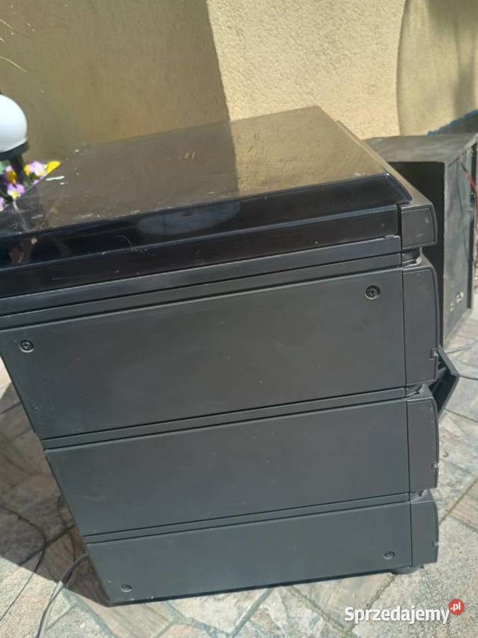 Sprzedam radio Sharp wszystko sprawne w stu Kołczygłowy