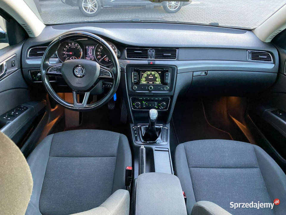 koda Superb lift manual multifunkcja tempomat garażowany Żory