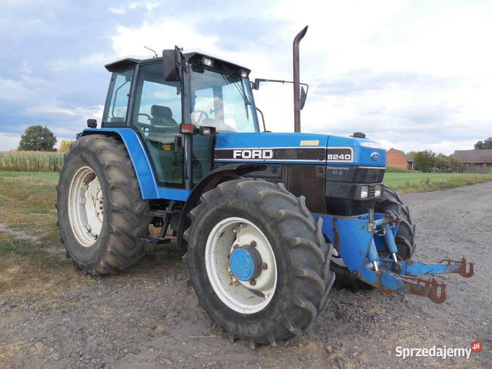 Ciągnik Rolniczy FORD 8240 4x4 1992 r 115 40h