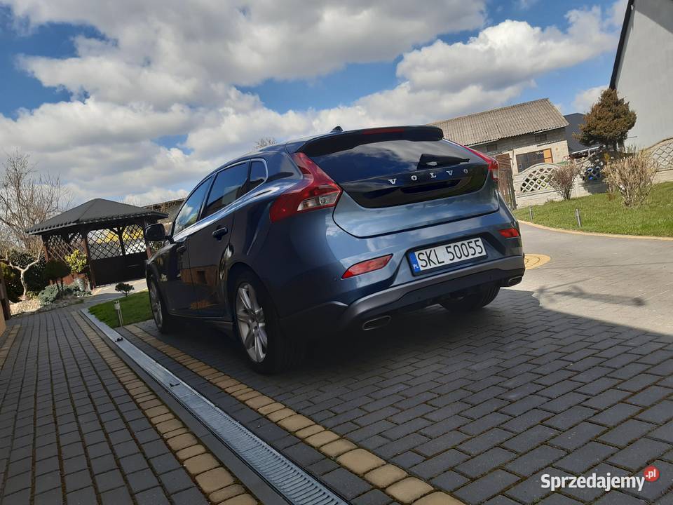 Prywatne Volvo V40 16d SUMMUM Bixenon Ledy TFT Kłobuck