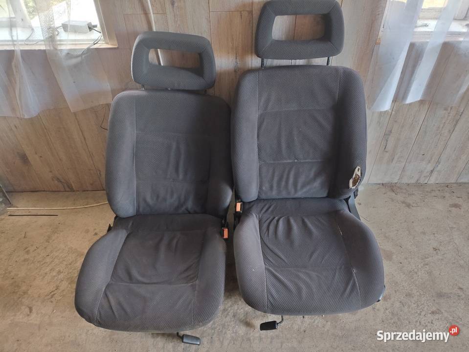 Fotele kanapa audi 100 sedan