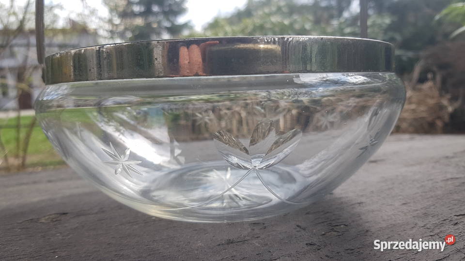 Trzy stare misy ze stalowymi uchwytami Myszków