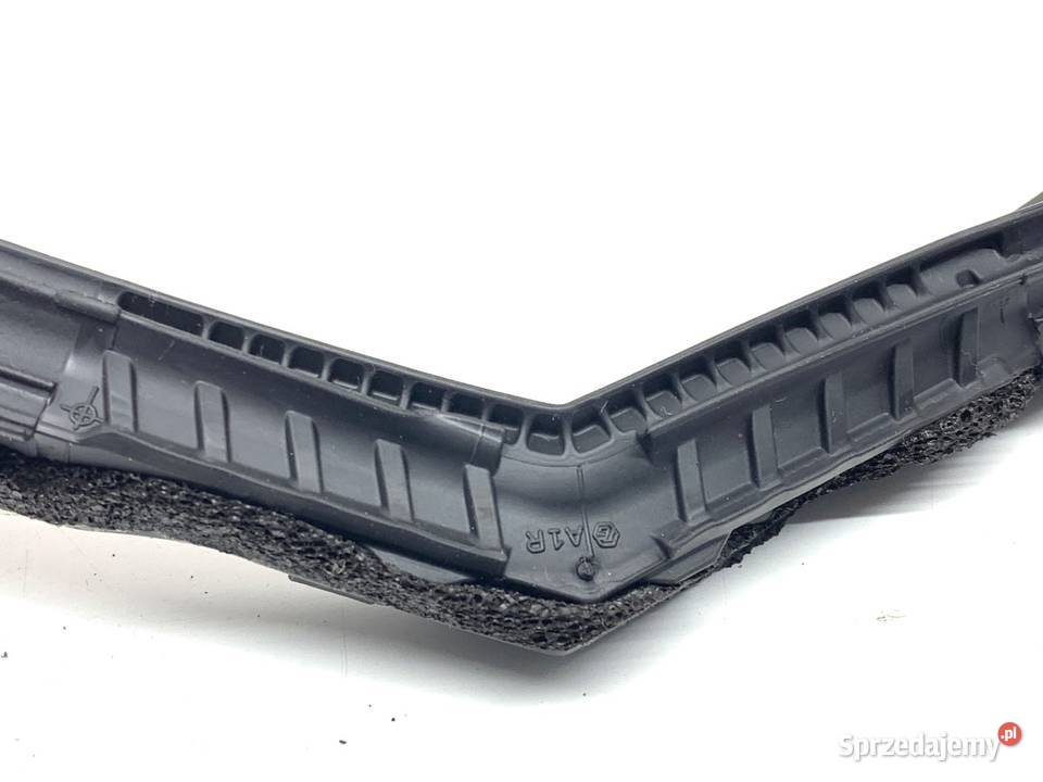 USZCZELKA SZYBY DRZWI TYŁ PRAWA LEXUS LBX osobowe Motoryzacja