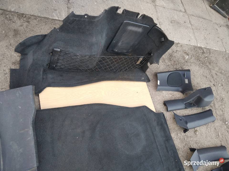 Wnętrze bagażnika boczki lewy prawy Volvo v40 osobowe łódzkie