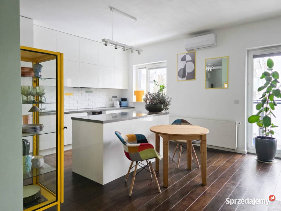 3 pokoje bezpośrednio pełne wyposażenie wysoki Warszawa sprzedam