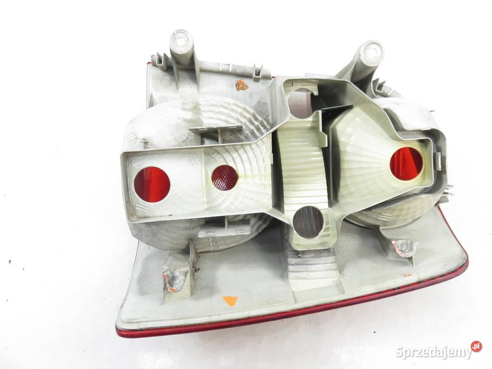 LAMPA LEWA TYLNA VW TOURAN I 1T0945111B