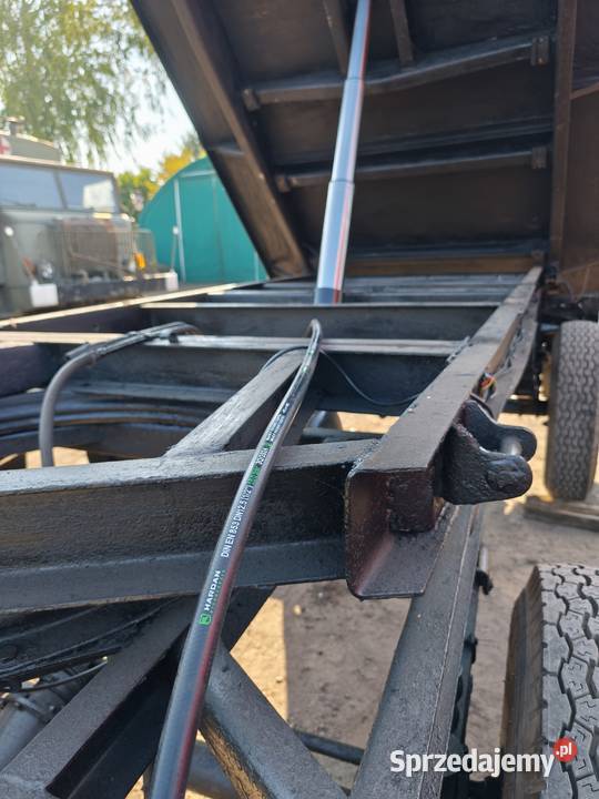 Wojskowa przyczepa D47 kiper pełny VAT świętokrzyskie Ostrowiec Świętokrzyski