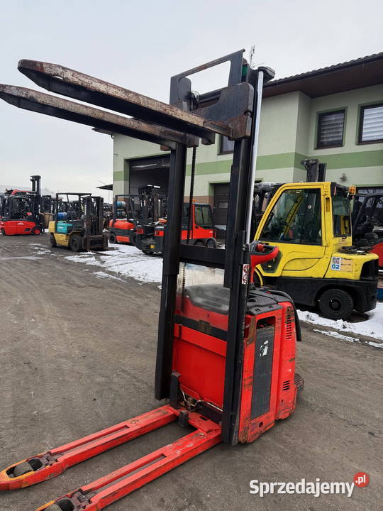 paleciak elektryczny z masztem LINDE D12AP Działoszyn