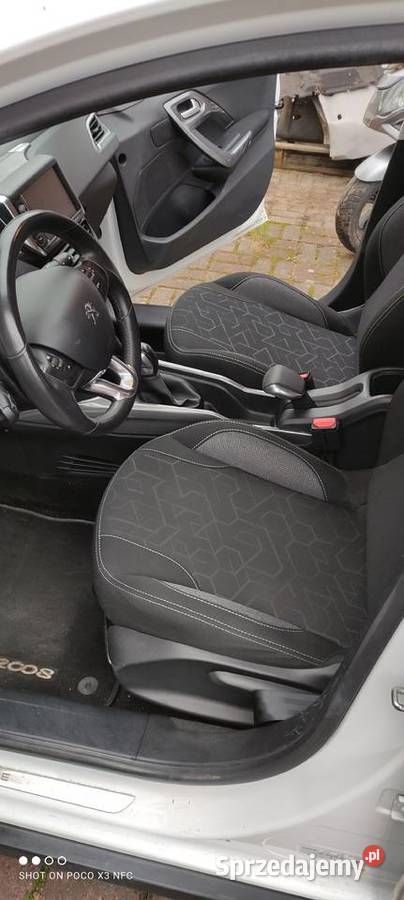 Peugeot 2008 z 2017r 12 benzyna 108 stan zamiana Motoryzacja