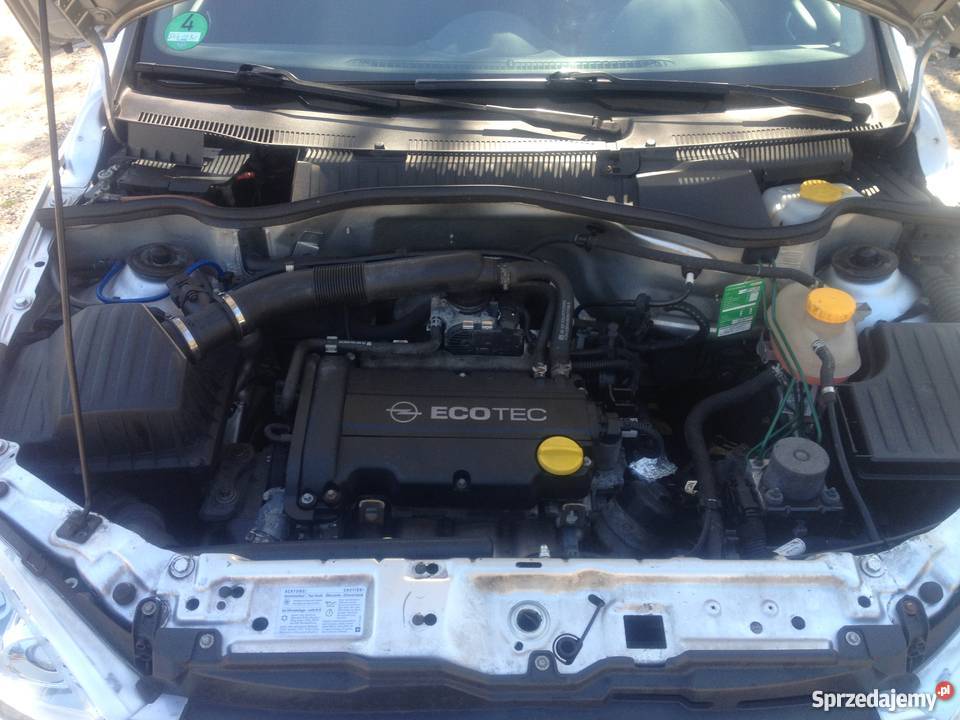 OPEL CORSA 12 16V2005Klimatronik5 Corsa Toruń