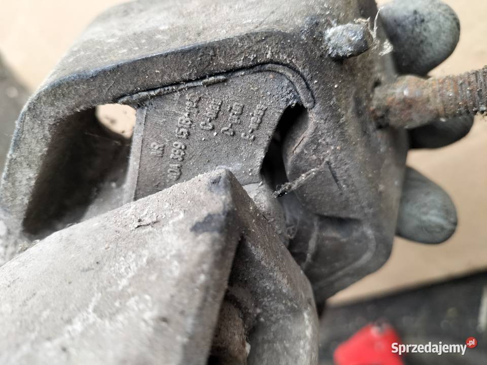 ŁAPA PODUSZKA SKRZYNI AUDI 100 A6 C4 A6C4 osobowe Kamień-Kolonia