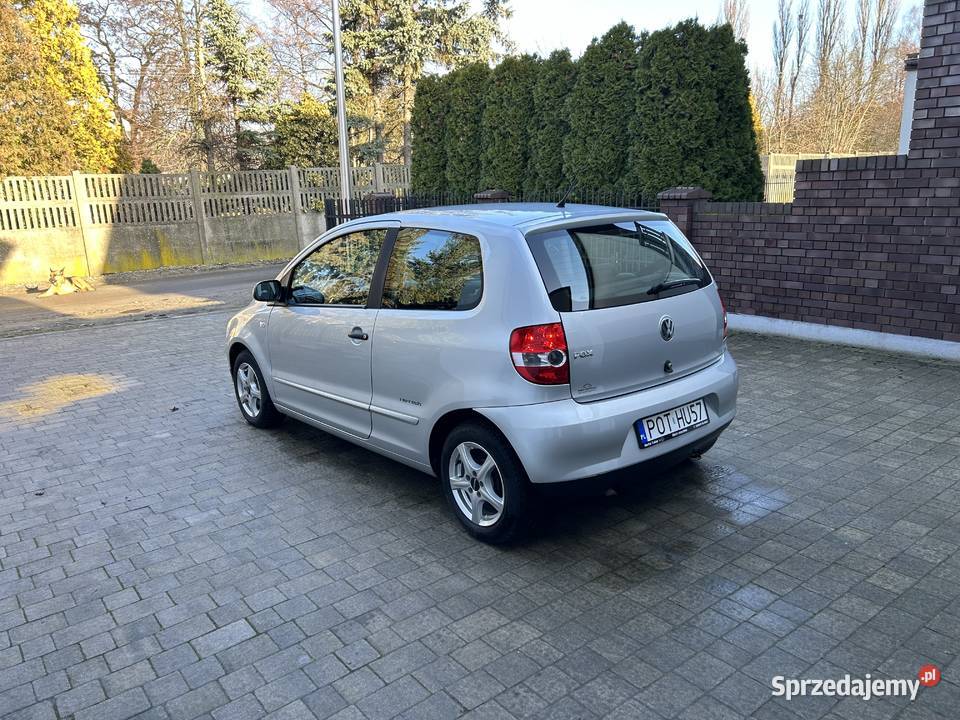 Volkswagen Fox 12i Refresh Klimatyzacja Alufelgi srebrny Ostrzeszów