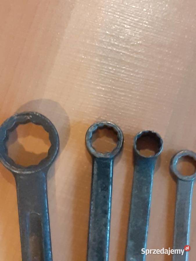 Stare klucze płaskie oczkowe różne PRL Chorzów
