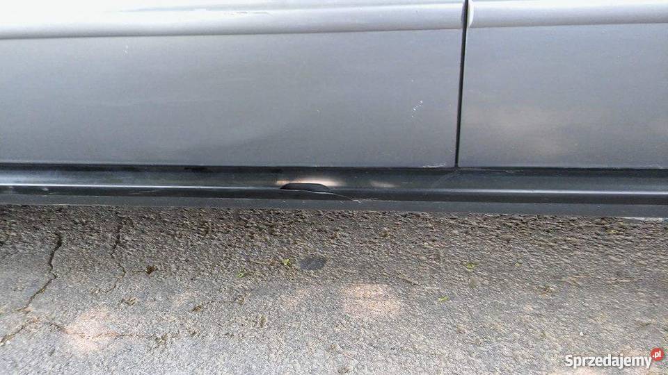 Audi A4 B5 18 125 Świetny kolor manualna lubelskie Gorajec-Zagroble sprzedam