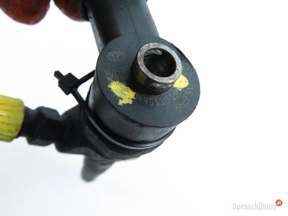 WTRYSKIWACZ SAAB OPEL 19 0445110159 osobowe Wtryskiwacze małopolskie