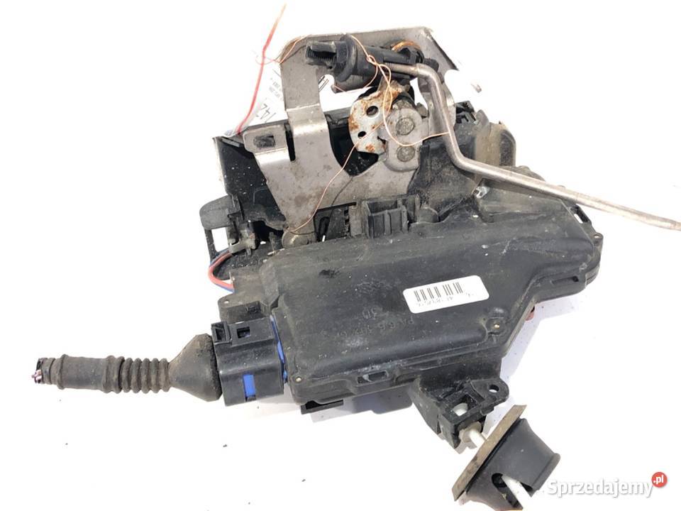 ZAMEK DRZWI PRAWY PRZÓD AUDI A3 8P Hatchback podkarpackie