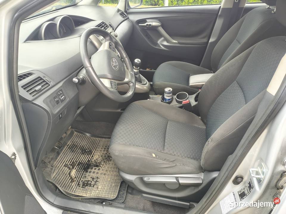 Toyota Verso 20 126 2009r zarejestrowany OC PT immobilizer