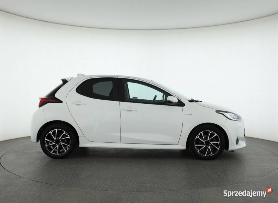 Toyota Yaris 15 VVTi Hybrid sprzedam