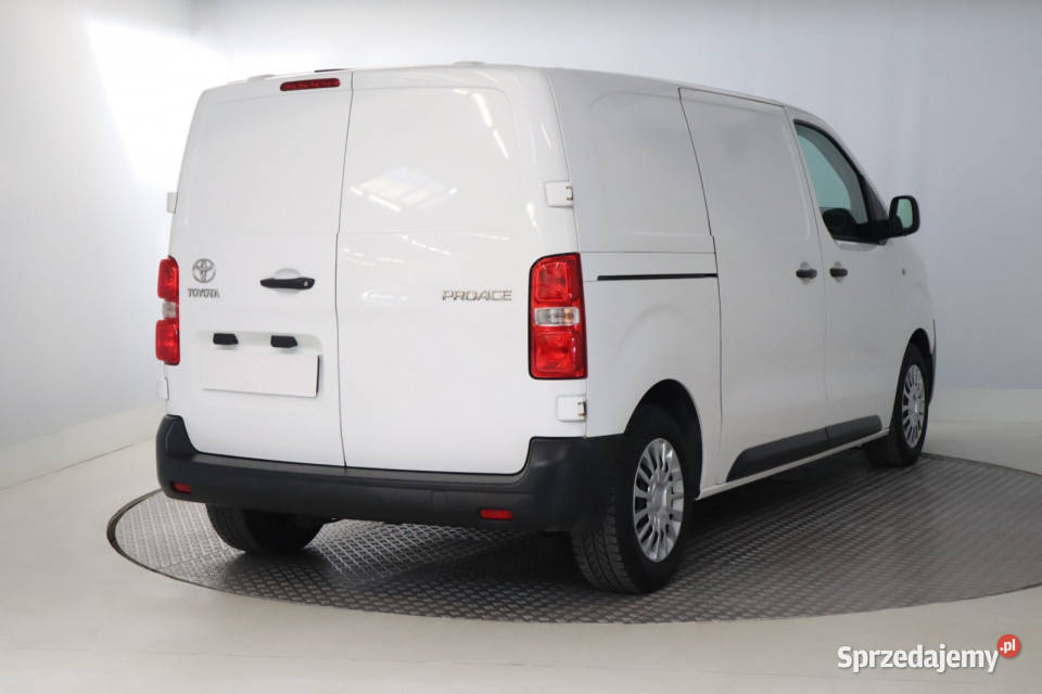 Toyota ProAce 15 D4D isofix