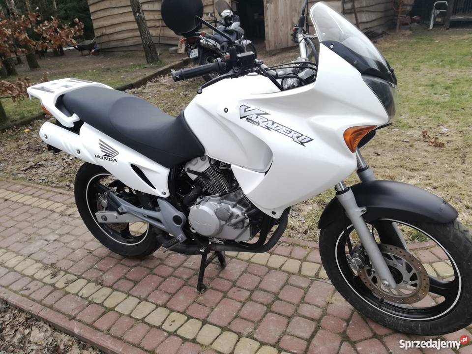 Piękna Honda Varadero 125 benzyna Honda Siedlce sprzedam