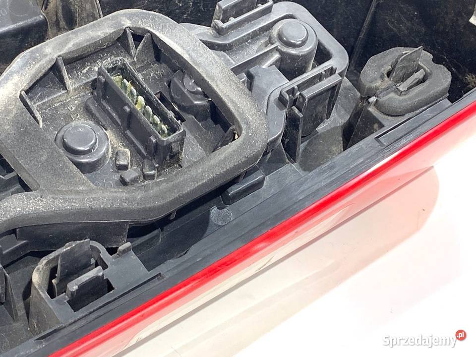 LAMPA LEWY TYŁ LIGIER XTOO 9657977080 Hatchback