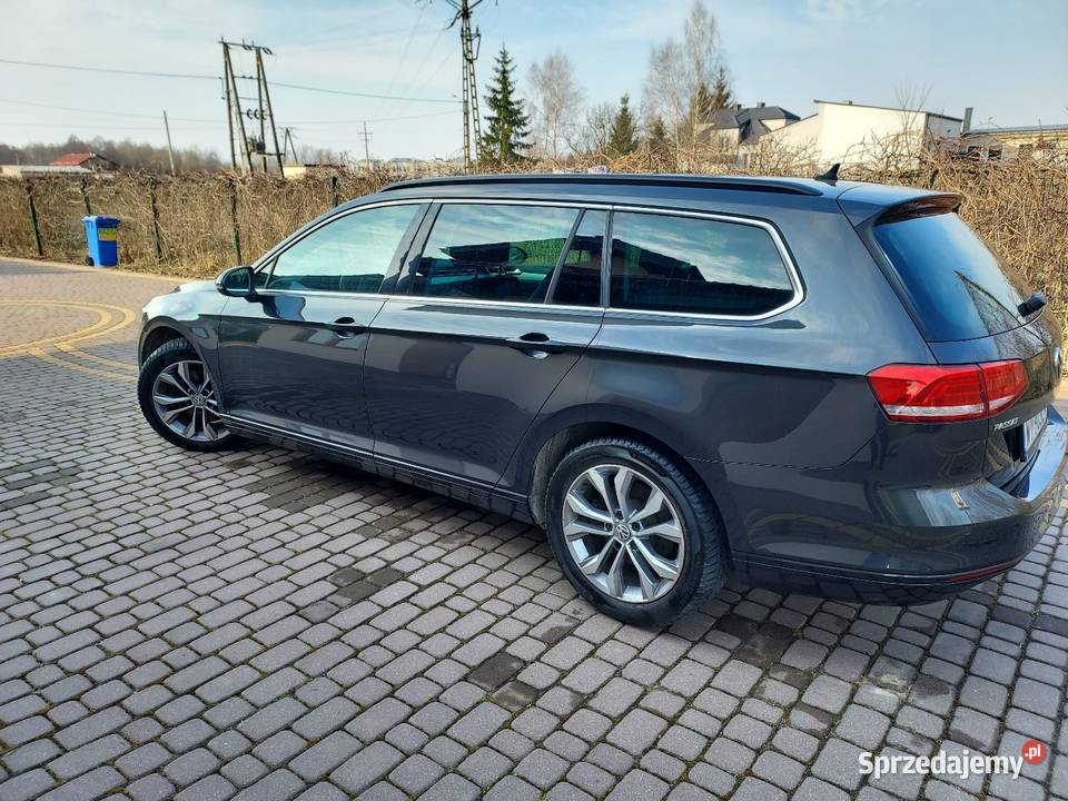 Passat bezwypadkowybenzyna automat salon Polska Pruszków