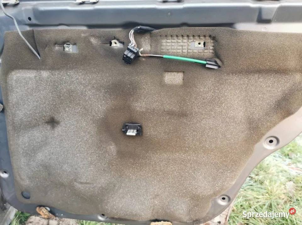 Wygłuszenie drzwi prawy tył BMW E34 sedan kombi Żory sprzedam