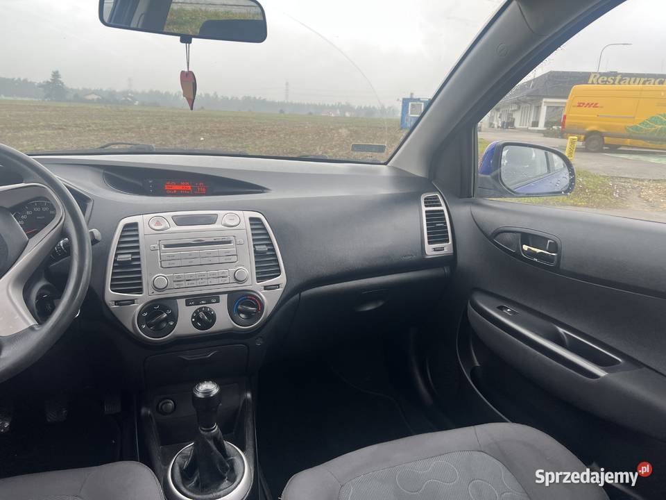 Sprzedam samochód marki Hyundai i20 Benzyna manualna i20 Rogów Opolski