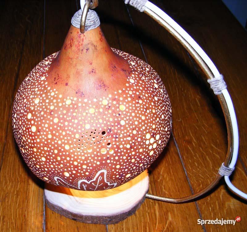 Lampa z tykwy rekodzielo Wąwolnica
