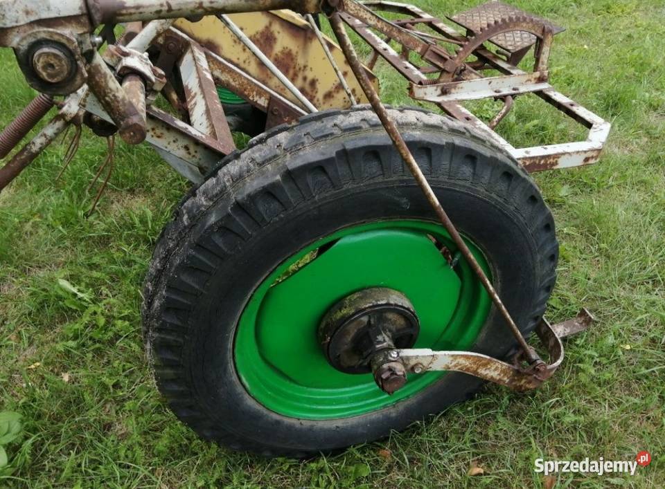 Przetrząsarka konna Fikacz Przegrabiarka Koła