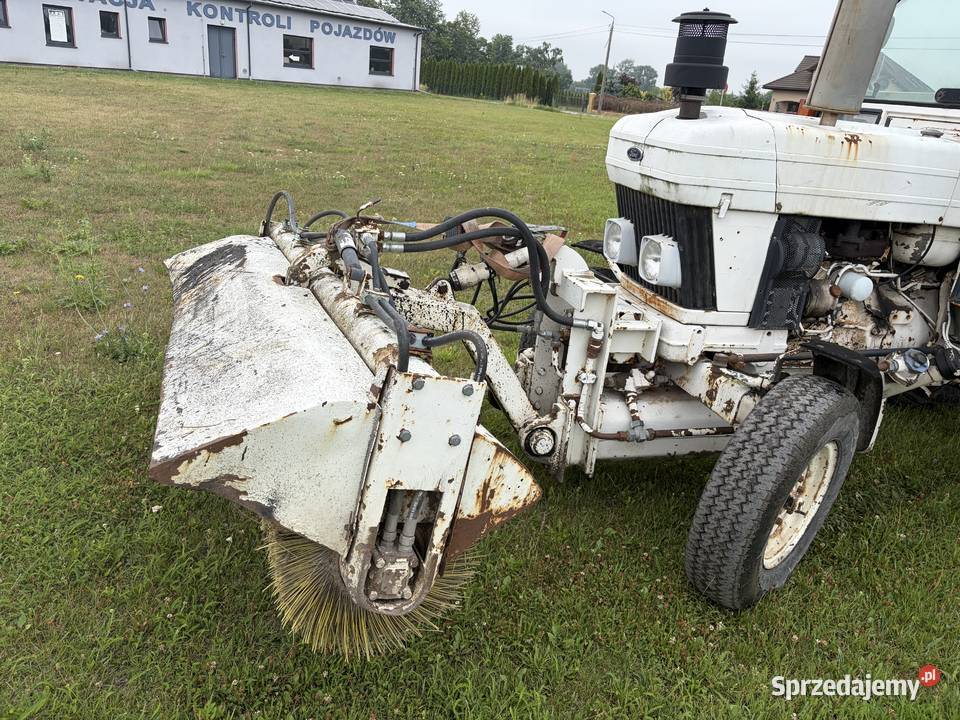ZAMIATARKA NA TRAKTORZE Ford 4610 Rozprza