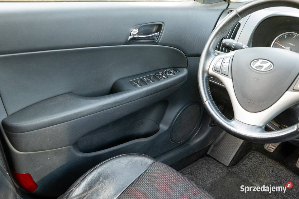 Hyundai i30 Kombi 16 CRDi Zarejestrowany w Zielona Góra
