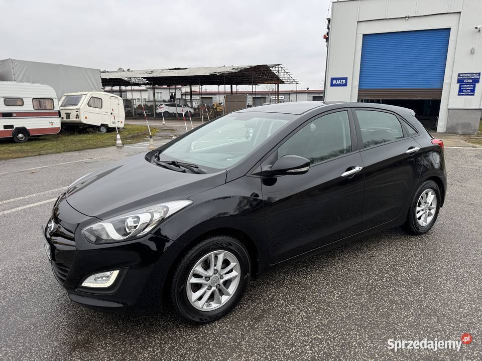 Hyundai i30 14 BENZYNA Klimatronik Ledy komputer pokładowy i30 Konin