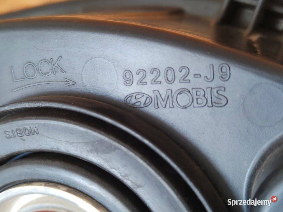 HYUNDAI KONA 17 HALOGEN PRAWY PRZÓD 92202J9 Pleszew