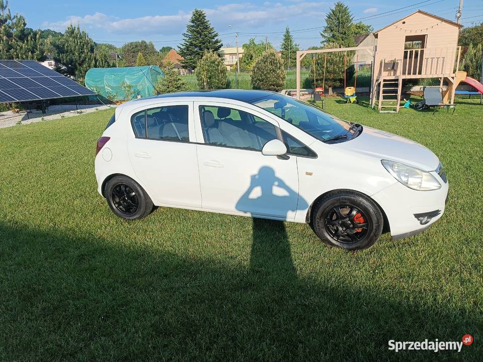 Opel Corsa D 2008 14 LPG Prywatny ASR (kontrola trakcji) Bełsznica