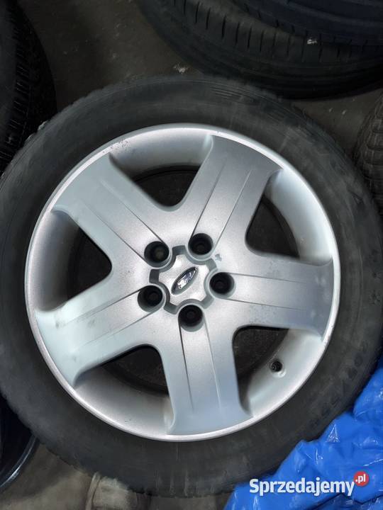 trzy strukturalne felgi ford koła opony opolskie Lubrza