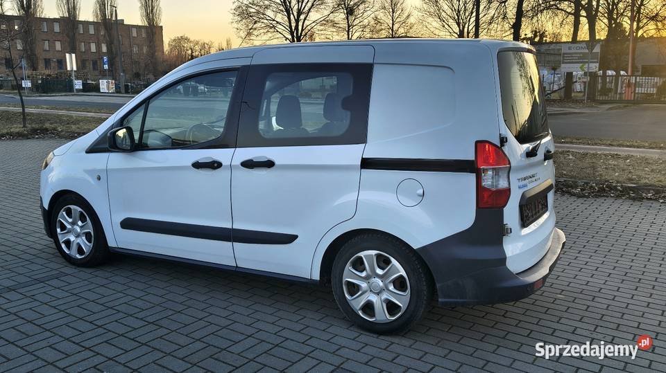 Ford Transit Courier 16 HDi z Niemiec 2015r Toruń