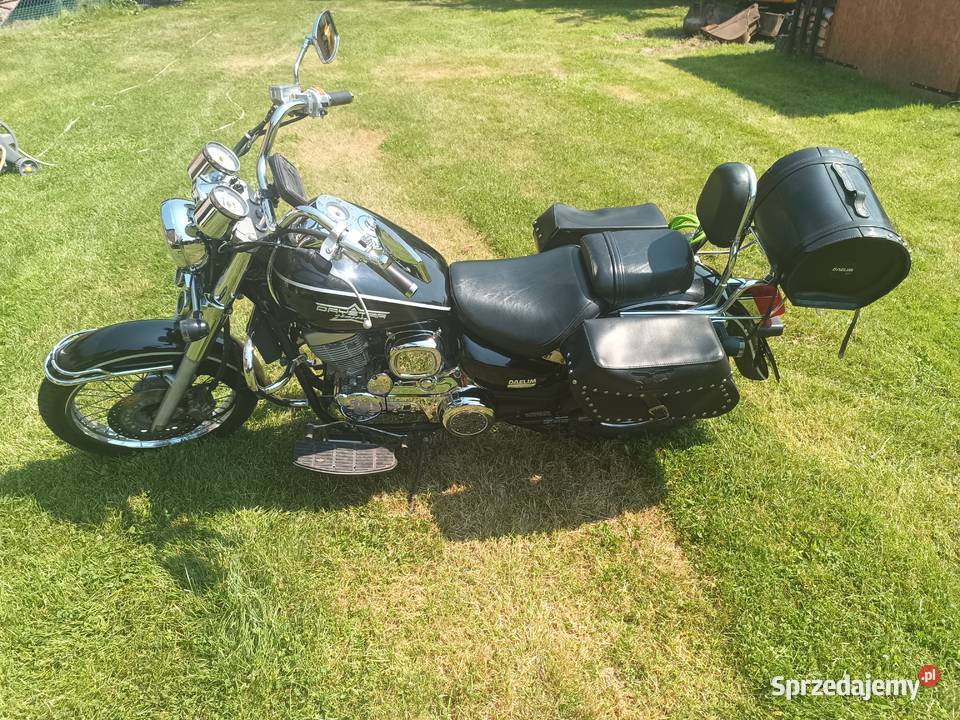 Sprzedam motocykl marki Daelim Dyster VL 125 na śląskie Kamieńskie Młyny