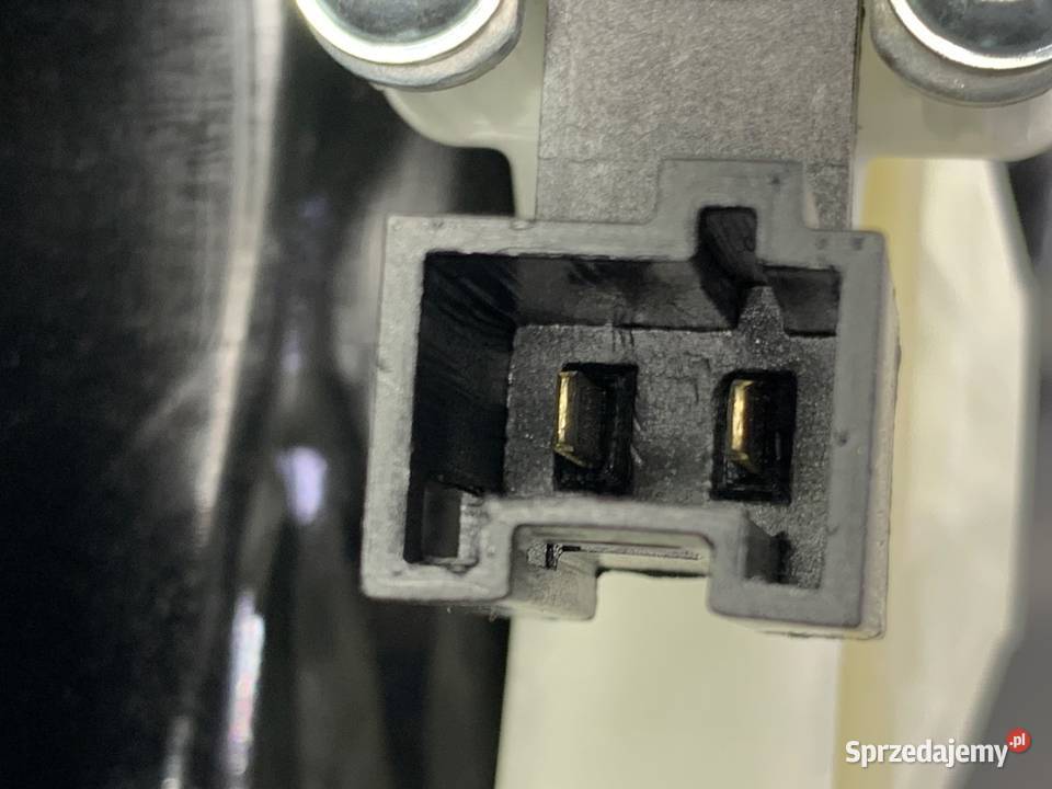 PODNOŚNIK SZYBY PRAWY PRZÓD MERCEDES GLC SUV