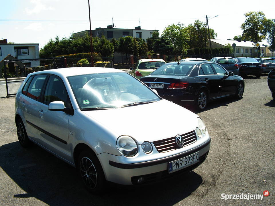 Volkswagen Polo 12 2004 r garażowany Września