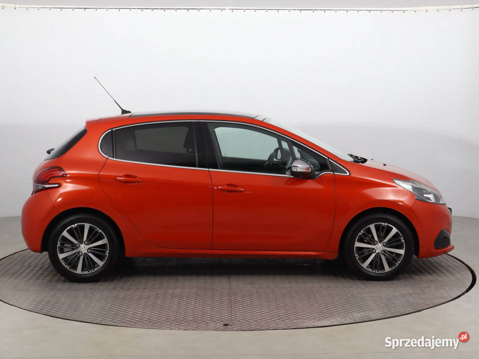 Peugeot 208 12 PureTech czujnik zmierzchu 208 dolnośląskie
