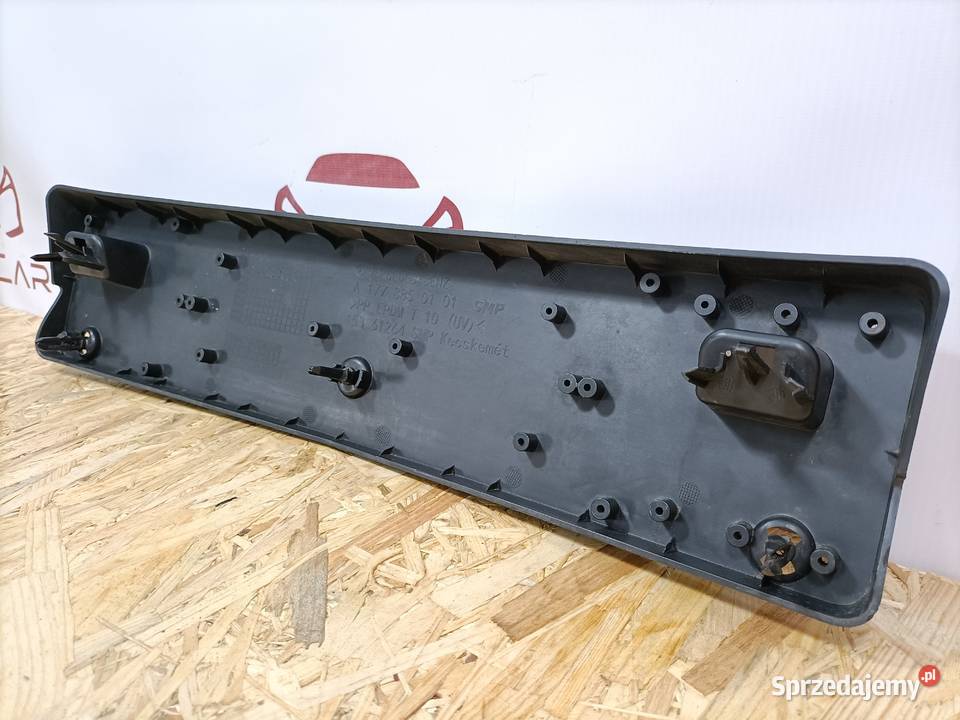 MERCEDES A KLASA W177 AMG PODKŁADKA UCHWYT Pleszew