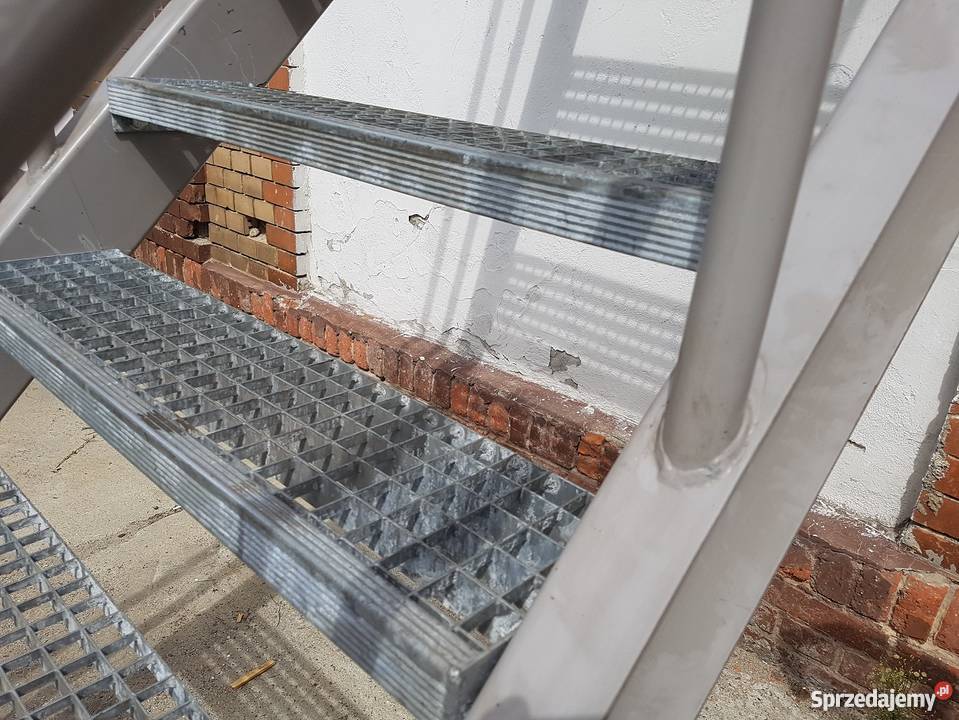 Schody metalowe 10 stopni z poręczą 90x220 wewnętrzne sprzedam