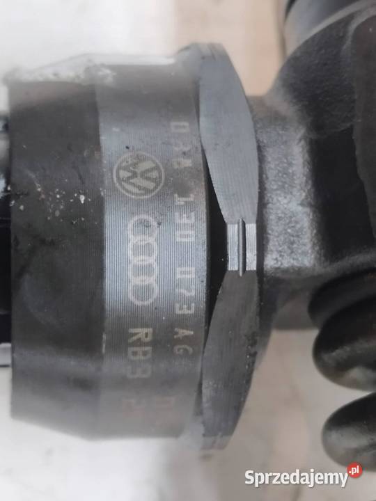 POMPOWTRYSKIWACZ 038130073AG 0414720215 19 TDI Rok produkcji 2005 sprzedam